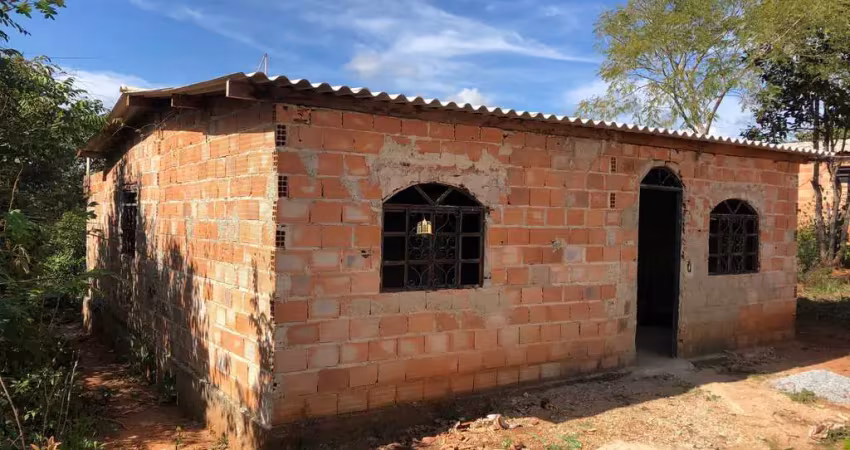 Imperdível oferta de casa à venda em esmeraldas-mg, no bairro dumaville, com 2 quartos e 60m² privativos!