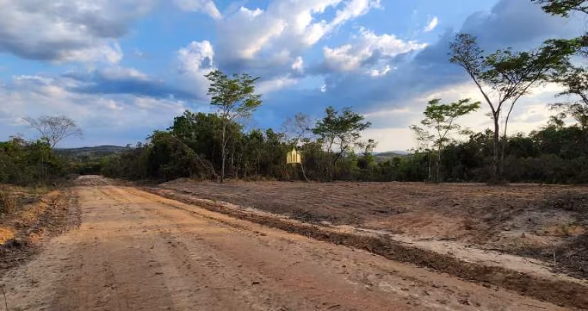 Terreno à venda em Esmeraldas-MG no Condomínio Trilhas do Riacho com 1.075,00 m² de área. Aproveite já!