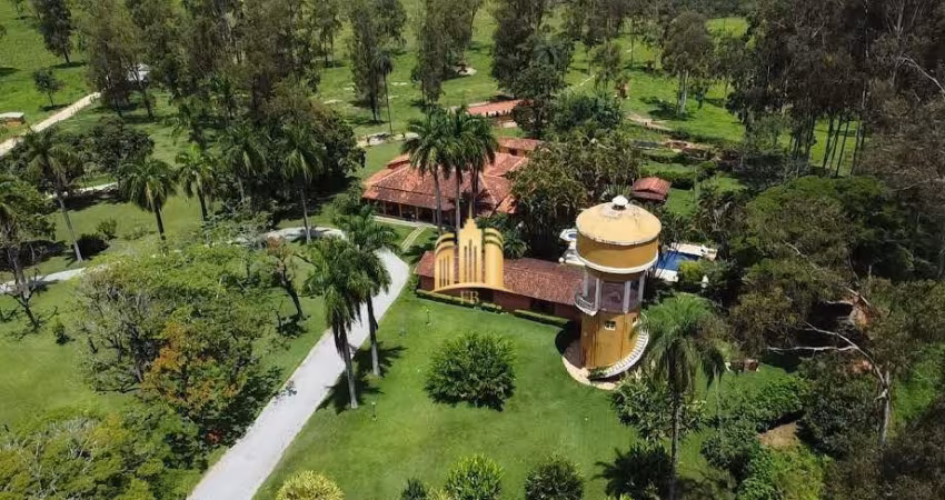 Fazenda de Luxo à Venda em Esmeraldas-MG: 9 Quartos, 3 Suítes, 6 Salas, Estrutura Completa para Criação de Gado. Oportunidade Única!