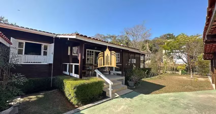Venda de Sítio em Clube dos 200, Esmeraldas ? 3 Quartos, Área Gourmet