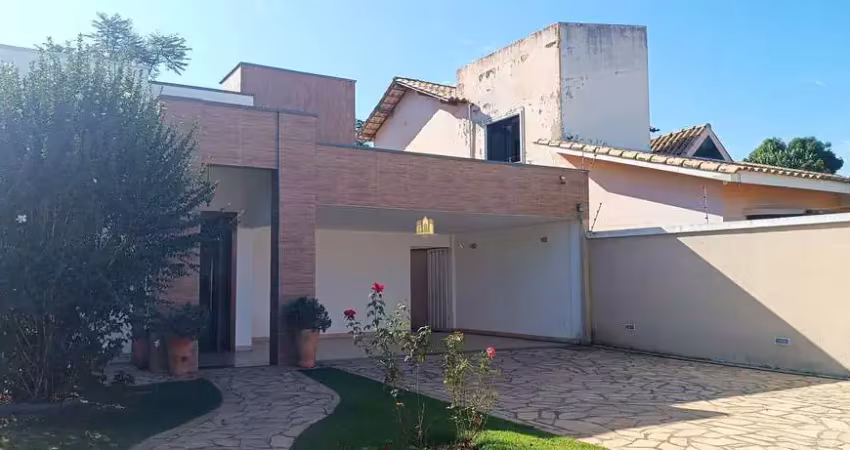 Excelente casa para locação no bairro bandeirantes, esmeraldas - 3 quartos, suíte, terreno de 700m², r$ 3.000,00
