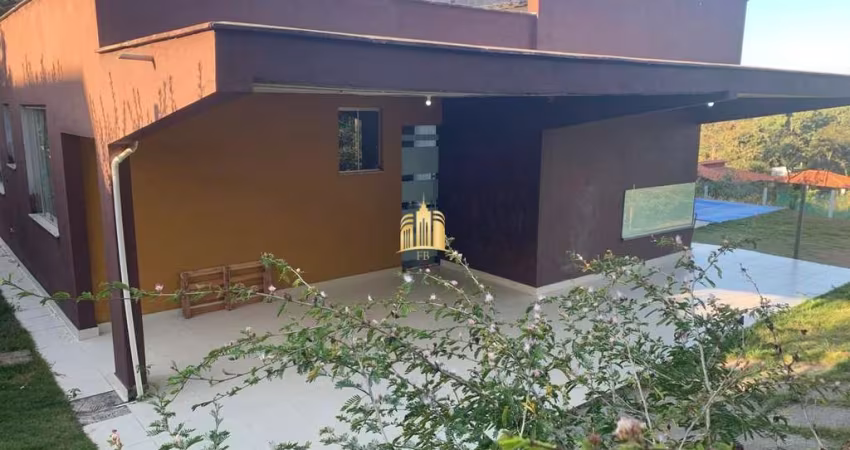 Venda de Sítio no Condomínio Nosso Rancho, Contagem - 2.500m², R$990.000,00