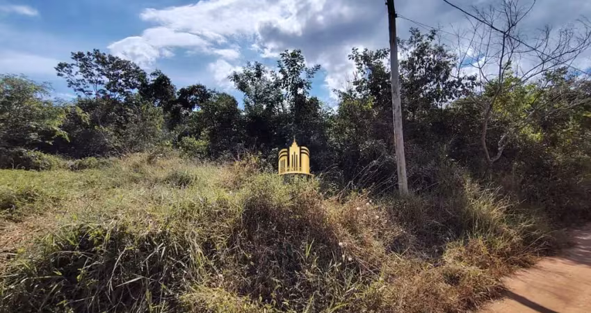 Terreno à venda encontro das águas: 4.076m², ótima localização e topografia!