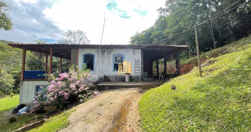 Sítio à venda em esmeraldas: 5 quartos, 40.000m² e fogão a lenha!