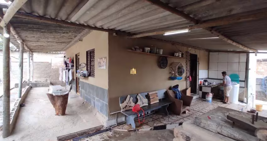 Casa comercial à venda em esmeraldas-mg, bairro dumaville: 2 quartos, 1 sala, 1 banheiro, 100,00 m².