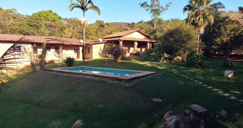 Um sitio a venda de 15.656 metros quadrados localizado no bairro Nossa Senhora da Paz em São Joaquim de Bicas