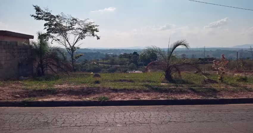 Lote de 360m² a venda no bairro serra dourada na cidade