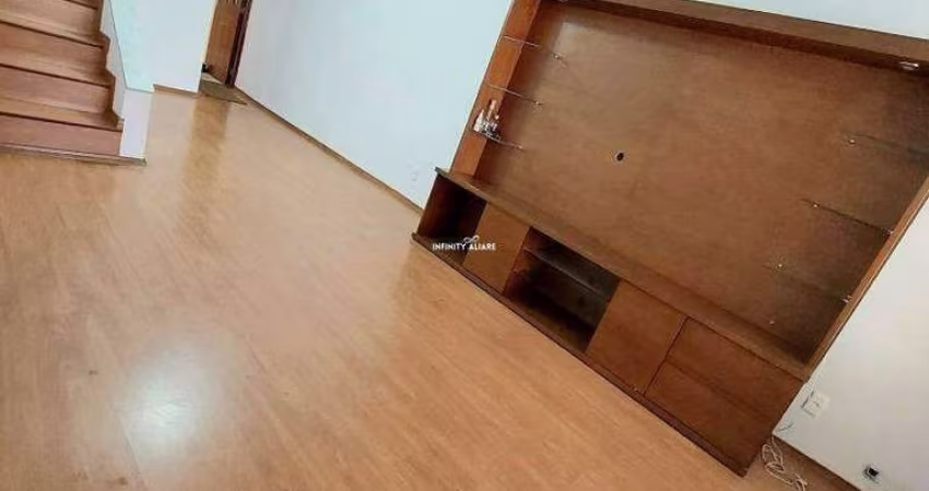 Casa c/ 3 quartos e 2 vagas, 137m², à venda no bairro Vila Granada, por 530.000,00