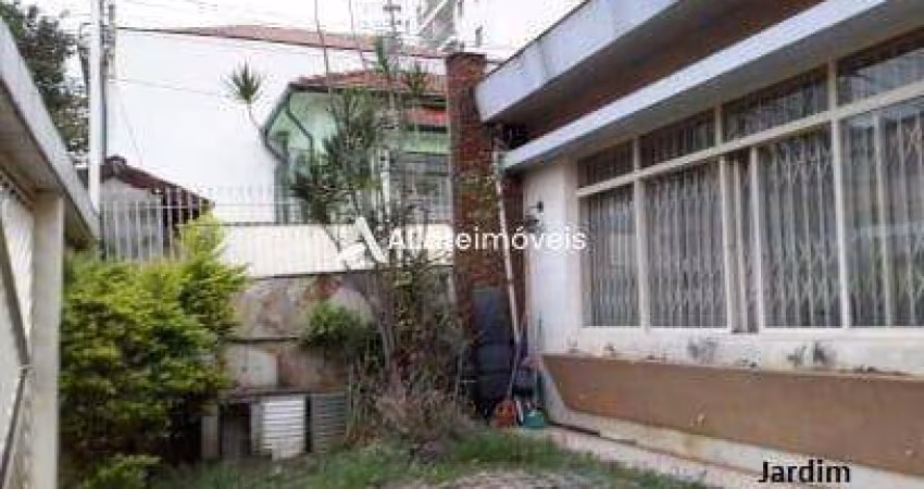 Casa c/ 4 quartos e 6 vagas, 316m², à venda no bairro Mooca, por 2.544.000,00