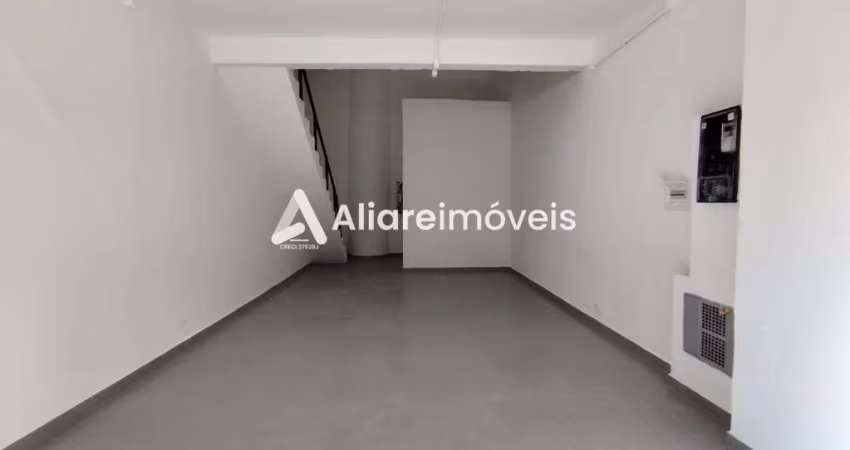 Loja c/ 32m², para aluguel no bairro Centro, por 2.500,00