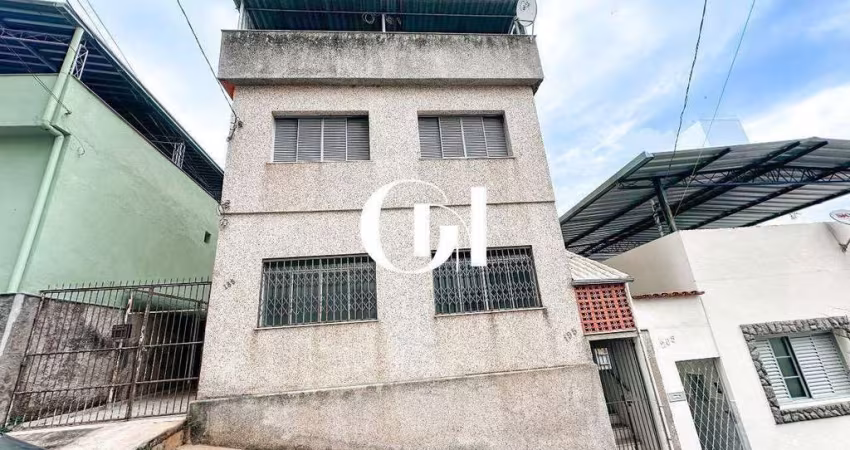 Casa de 3 quartos, em um localização perfeita no Bairro São Mateus