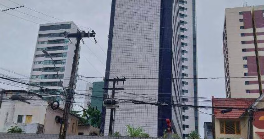 VENDO APARTAMENTO BAIRRO MADALENA EDF. PIAZZA VENEZIA