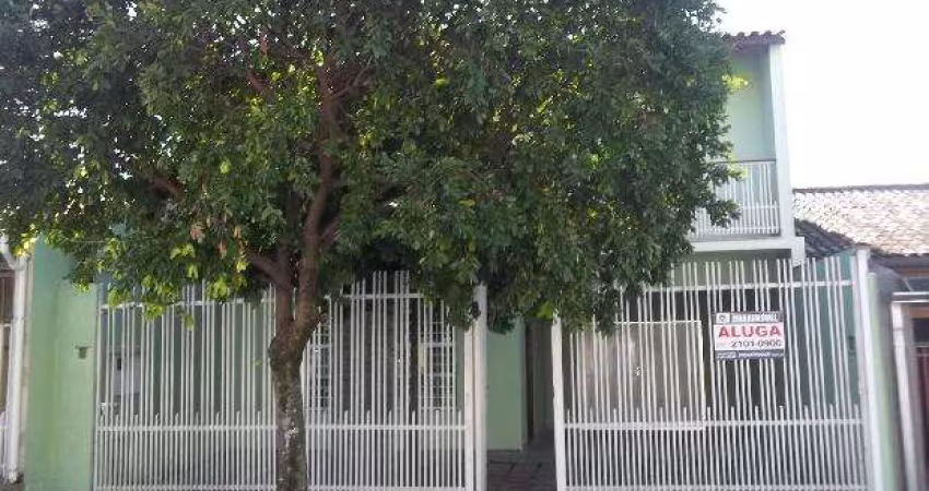 Casa com 3 Quartos sendo 1 suíte para locação
