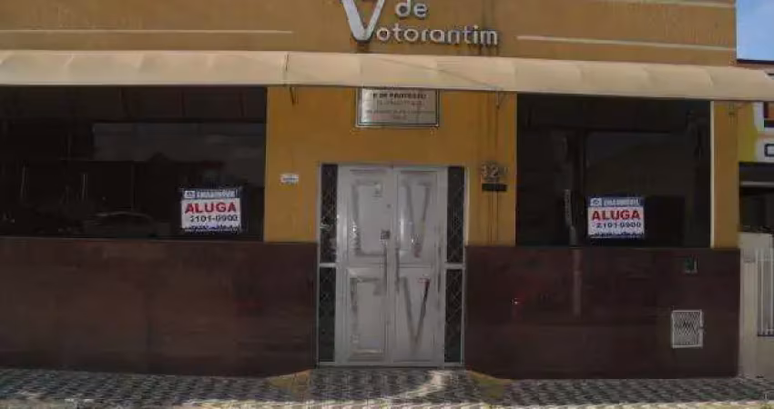 Casa comercial para alugar na Rua Albertina Nascimento, 0, 121, Centro, Votorantim