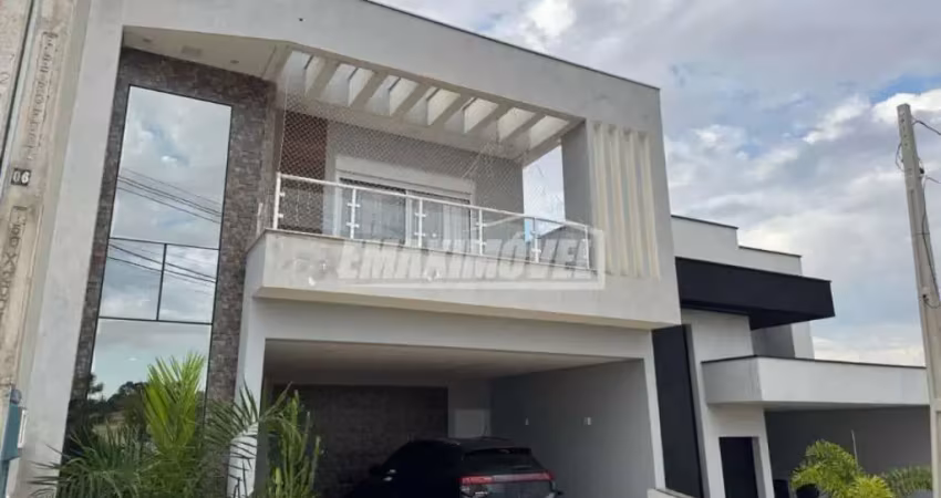 Casa com 4 quartos sendo 1 suíte e 4 vagas - cond. helena maria