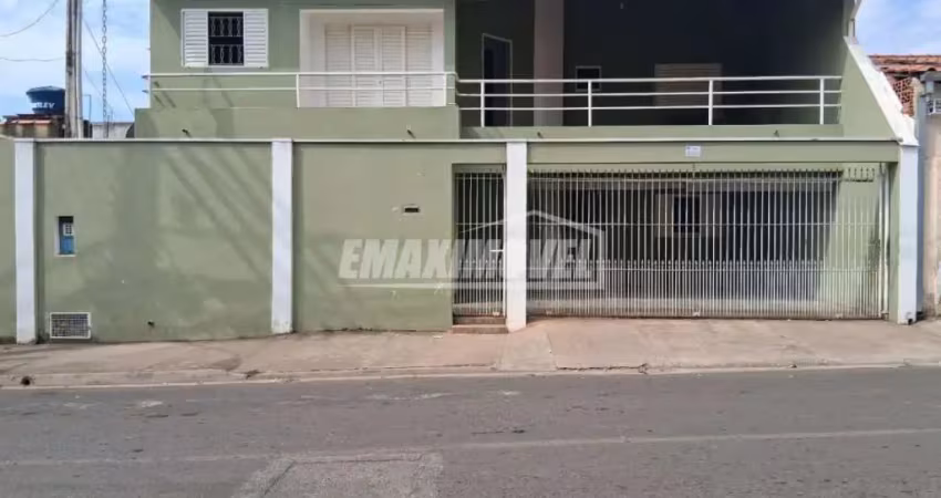 Casa assobradada com 03 dormitórios sendo 01 suíte - lopes de oliveira - sorocaba/sp