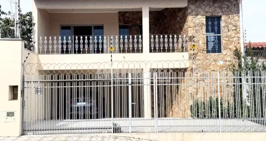 Casa com 3 quartos à venda na Rua Itajubá, 158, Vila Trujillo, Sorocaba