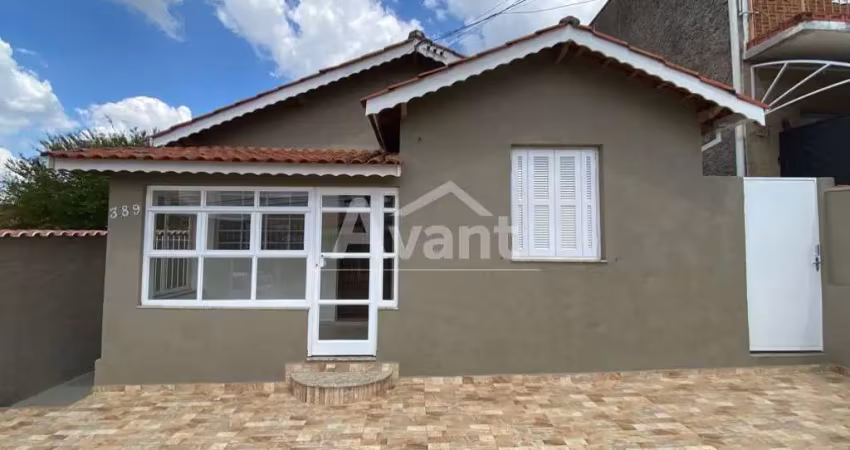 Casa térrea de bairro - próxima ao comércio - 3 dormitórios