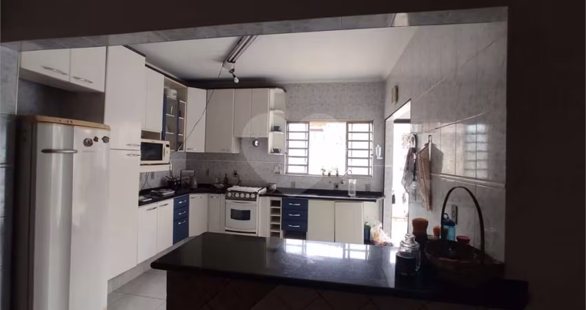 Casa com 3 quartos à venda em Vila Jardim Celina - SP