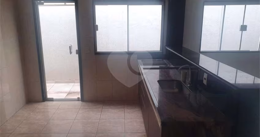 Casa com 3 quartos à venda em Jardim Silvestre Ii - SP