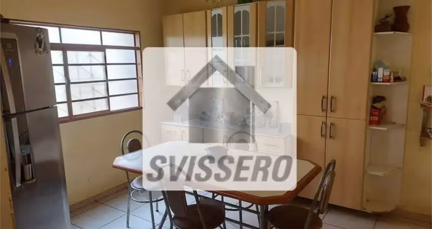 Casa com 3 quartos à venda na Edson Rodrigues Pitta, Vila Rocha, Bauru