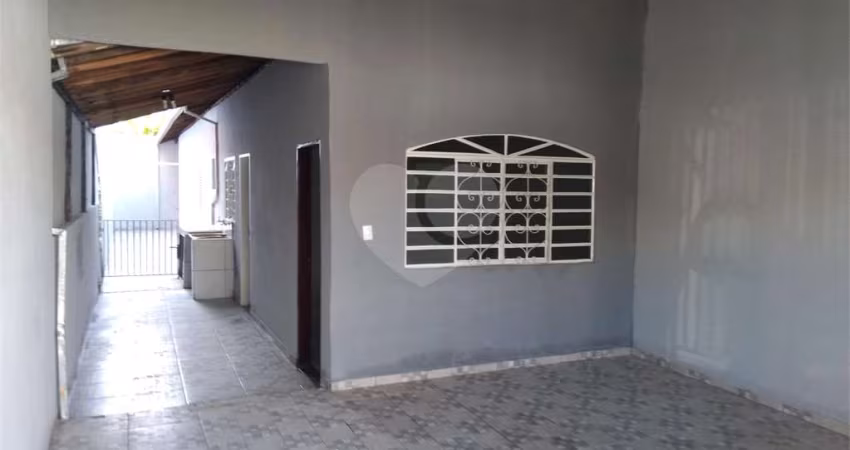 Casa com 2 quartos à venda em Jardim Flórida - SP