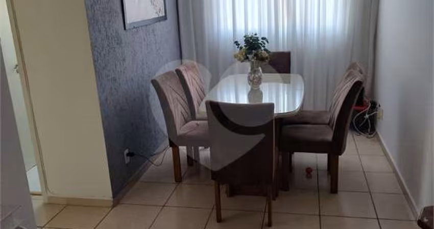 Apartamento com 2 quartos à venda em Vila Cardia - SP