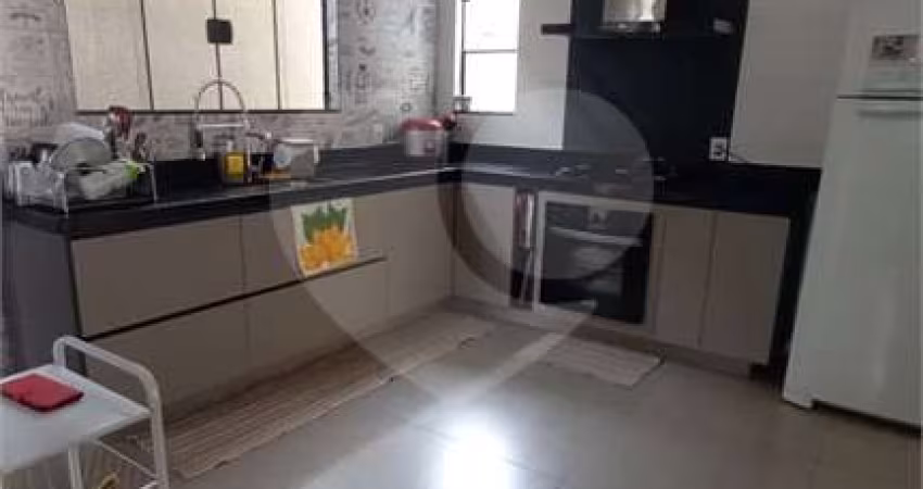 Casa com 3 quartos à venda em Parque São Geraldo - SP