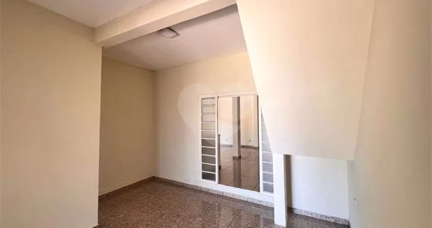 Casa com 4 quartos para locação em Parque Das Nações - SP