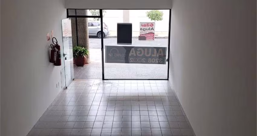 Loja à venda em Jardim Infante Dom Henrique - SP