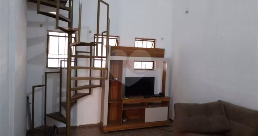 Sobrado com 3 quartos à venda ou para locação em Parque Roosevelt - SP