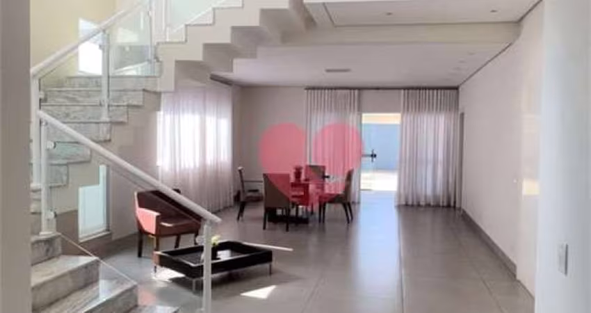 Sobrado com 3 quartos à venda em Residencial Villaggio Iii - SP