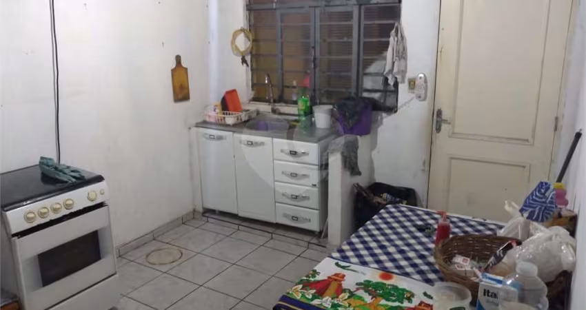 Casa com 2 quartos à venda em Jardim Silvestre - SP