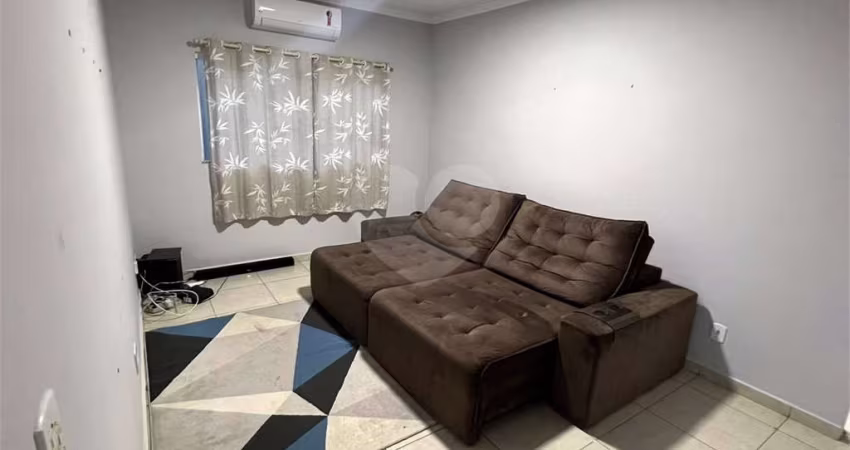 Casa com 3 quartos à venda em Jardim Marilu - SP