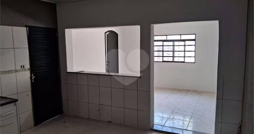 Casa com 3 quartos à venda em Pousada Da Esperança I - SP