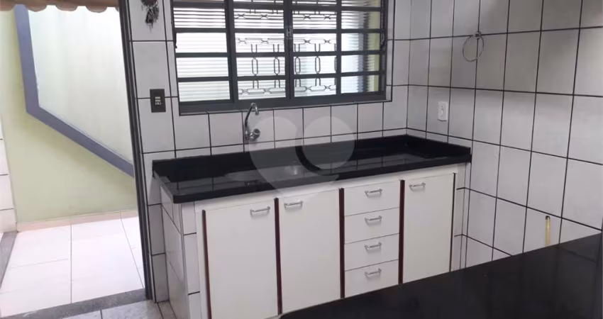 Casa com 2 quartos à venda em Jardim Terra Branca - SP