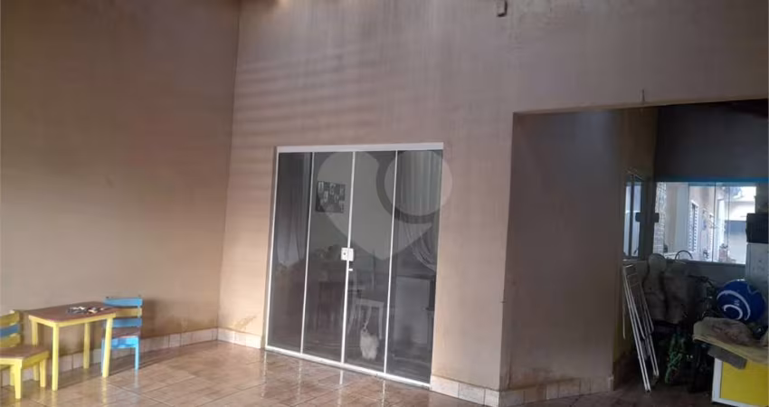 Casa de vila com 4 quartos à venda em Jardim Silvestre - SP