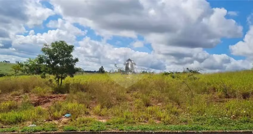 Terreno em condomínio fechado à venda na Cristiano Antônio Batistela, Quinta da Bela Olinda, Bauru