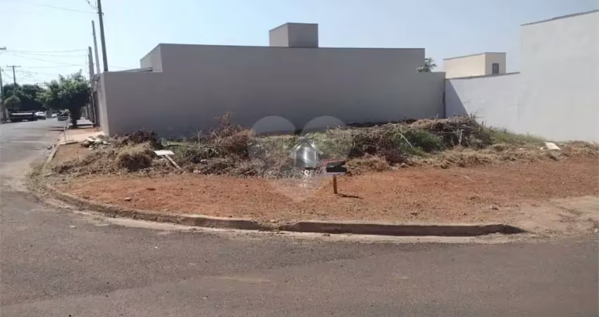 Terreno em condomínio fechado à venda na Clóvis Da Silva Gomes, Vila Jardim Celina, Bauru