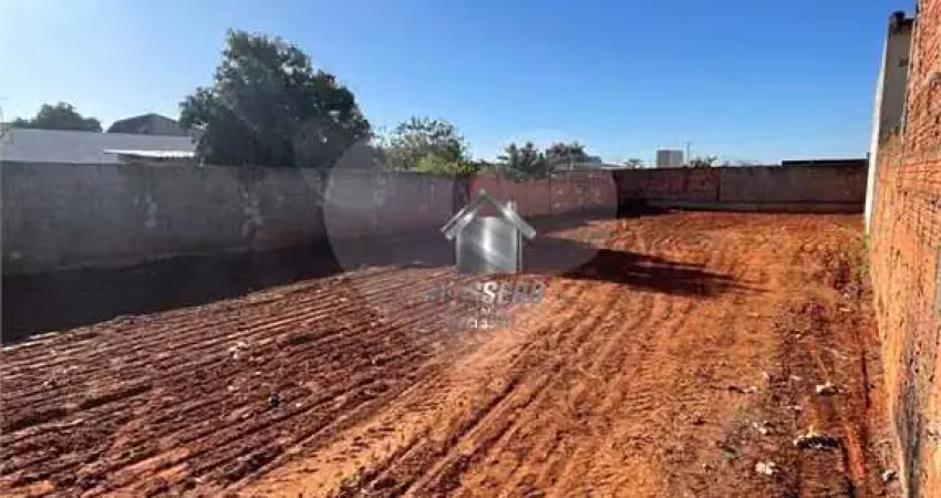 Terreno em condomínio fechado à venda na Salvador Filardi, Vila Industrial, Bauru