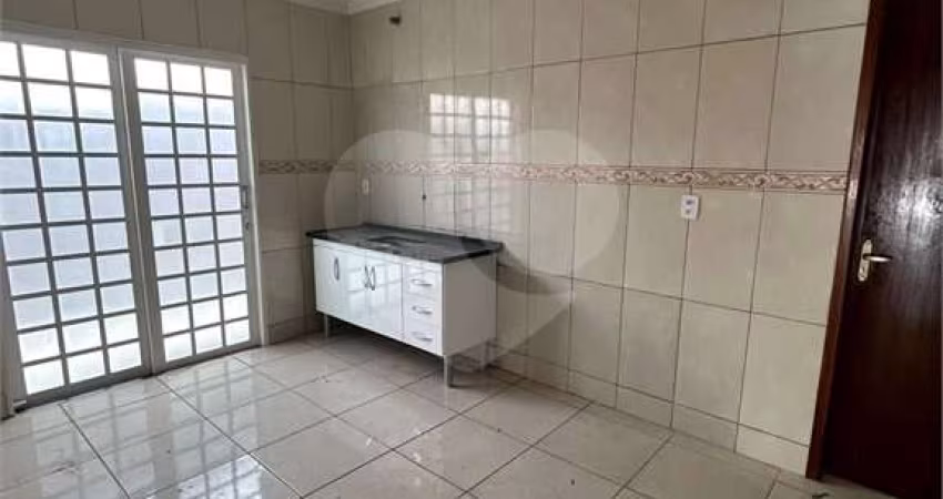 Casa com 2 quartos à venda em Vila Industrial - SP