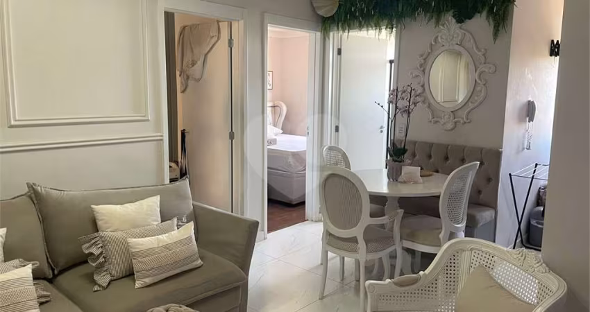 Apartamento com 2 quartos à venda em Jardim Ferraz - SP