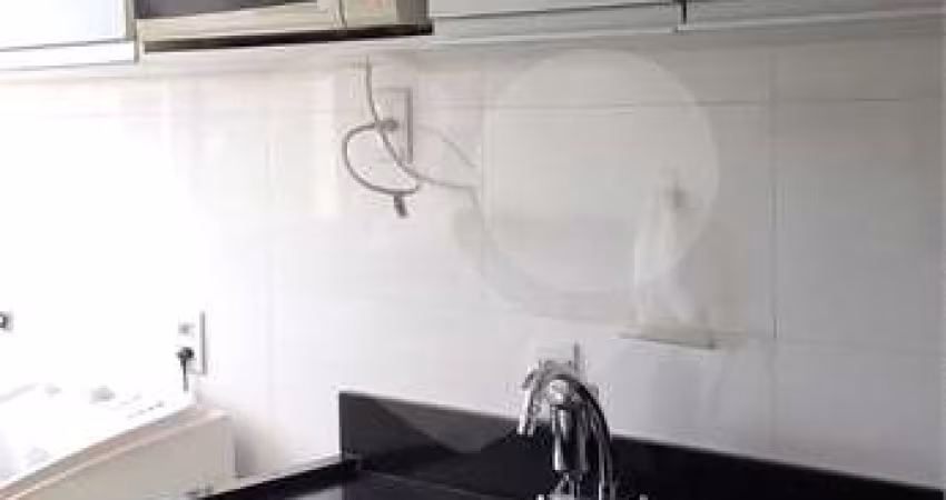 Apartamento com 2 quartos à venda em Parque Residencial Castelo - SP
