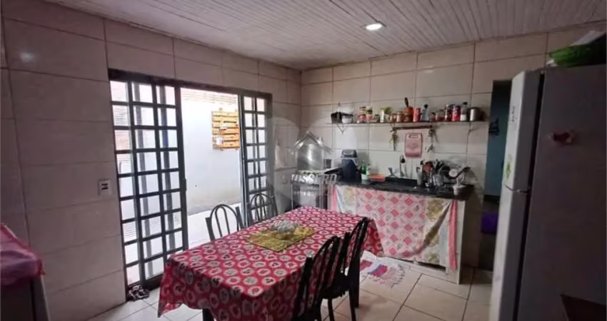 Casa com 3 quartos à venda na Professor Antônio Guedes De Azevedo, Vila Industrial, Bauru
