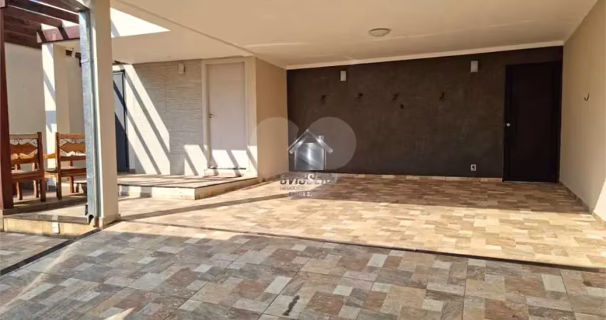 Casa com 3 quartos à venda na Tomé De Souza, Parque União, Bauru