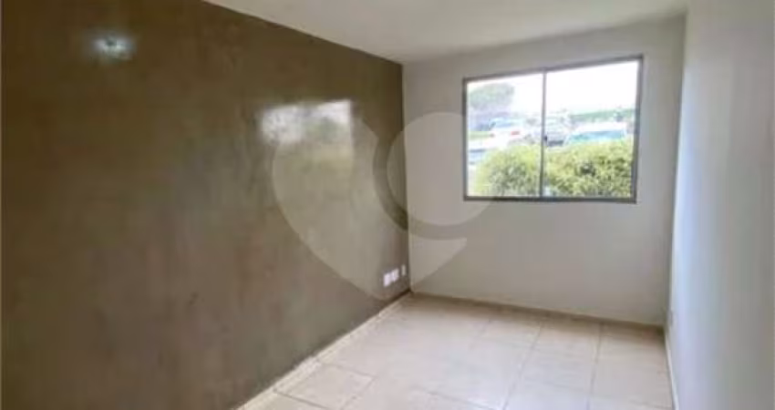 Apartamento com 1 quartos à venda em Jardim Estrela D'alva - SP