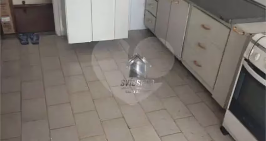 Apartamento com 2 quartos à venda na Rua Engenheiro Saint Martin, Centro, Bauru