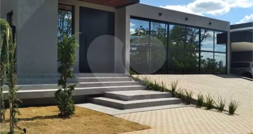 Condomínio com 3 quartos à venda em Jardim Shangri-lá - SP