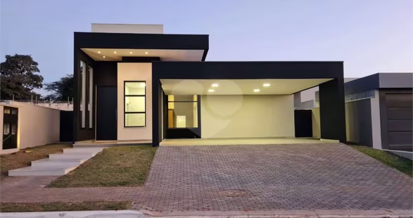 Condomínio com 4 quartos à venda em Jardim Shangri-lá - SP
