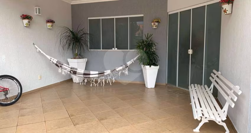 Condomínio com 4 quartos à venda em Jardim Shangri-lá - SP